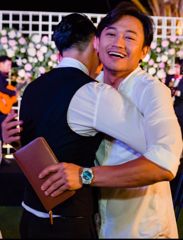 Trương Nam Thành làm cơm cúng cho Quý Bình và một nam nghệ sĩ qua đời đã 10 năm- Ảnh 4. Trương Nam Thành làm cơm cúng cho Quý Bình và một nam nghệ sĩ qua đời đã 10 năm- Ảnh 4.