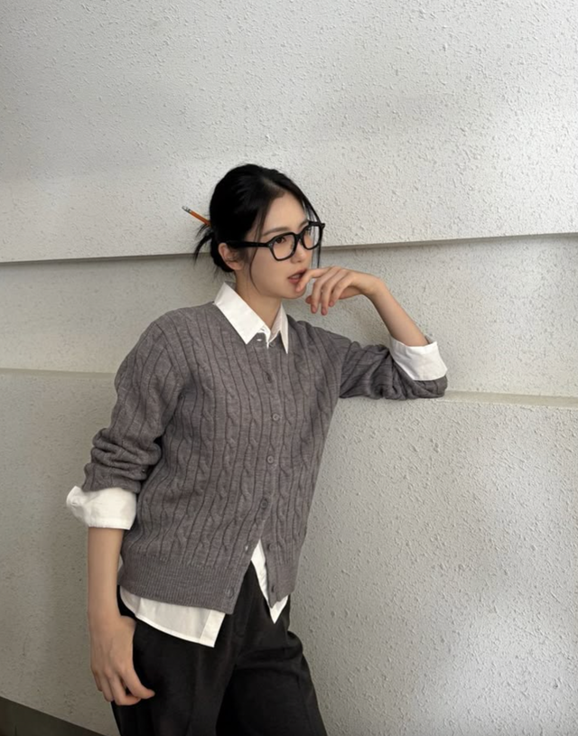 Vừa bán đất, người vợ "cầu cứu" khi thấy chồng định "tán lộc" bên nội 8 triệu, còn bên ngoại thì con số khó tưởng- Ảnh 1. Vừa bán đất, người vợ "cầu cứu" khi thấy chồng định "tán lộc" bên nội 8 triệu, còn bên ngoại thì con số khó tưởng- Ảnh 1.