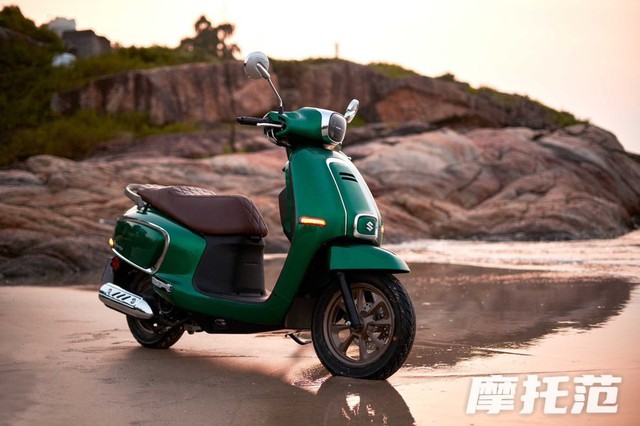 Suzuki âm thầm ra mắt mẫu xe tay ga 125cc đẹp hơn nhiều các đối thủ đến từ Honda hay Yamaha mà giá chỉ hơn 35 triệu đồng- Ảnh 1. Suzuki âm thầm ra mắt mẫu xe tay ga 125cc đẹp hơn nhiều các đối thủ đến từ Honda hay Yamaha mà giá chỉ hơn 35 triệu đồng- Ảnh 1.