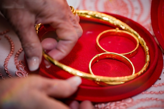 Mẹ chồng hí hửng khoe mới bán 3 cây vàng chốt lời 150 triệu so với lúc mua, con dâu giận sôi máu khi biết nguồn gốc số vàng- Ảnh 1. Mẹ chồng hí hửng khoe mới bán 3 cây vàng chốt lời 150 triệu so với lúc mua, con dâu giận sôi máu khi biết nguồn gốc số vàng- Ảnh 1.