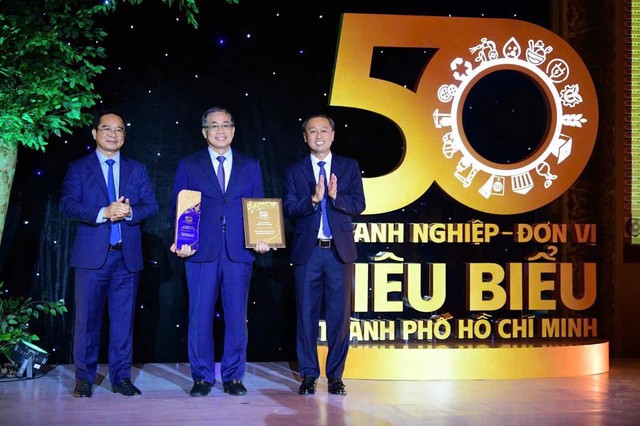 Vinh danh 6 hi88.con tuyến cuối tiêu biểu nhân kỷ niệm 50 năm Giải phóng miền Nam- Ảnh 6.