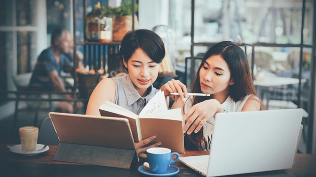 Giá vàng “phi mã”, chứng khoán “xa bờ”, nhu yếu phẩm leo thang… DeepSeek mách nhỏ 3 việc cần làm để sinh tồn trong thời gian tới- Ảnh 3. Giá vàng “phi mã”, chứng khoán “xa bờ”, nhu yếu phẩm leo thang… DeepSeek mách nhỏ 3 việc cần làm để sinh tồn trong thời gian tới- Ảnh 3.