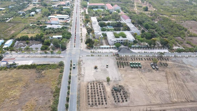 Hình hài siêu đô thị của Vingroup: Kết nối đường sắt đô thị tốc độ 250km/h, loạt công trình chưa từng có - Ảnh 7. Hình hài siêu đô thị của Vingroup: Kết nối đường sắt đô thị tốc độ 250km/h, loạt công trình chưa từng có - Ảnh 7.
