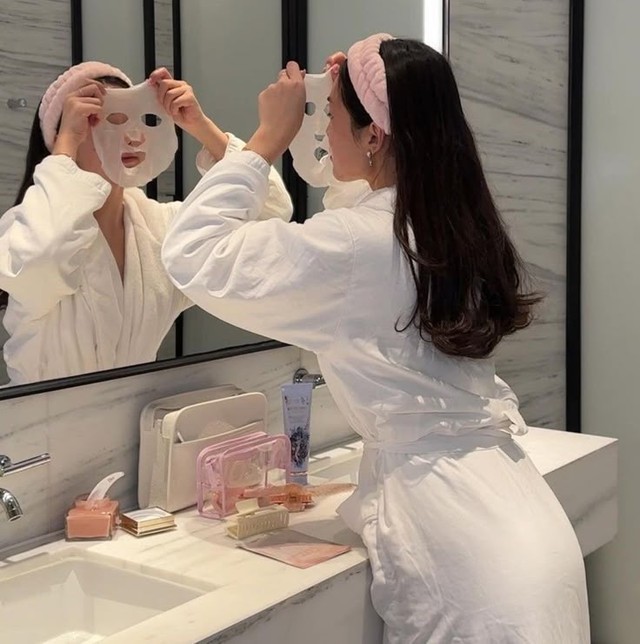 Skincare mãi không lên trình vì 5 lỗi với mặt nạ, nhiều người đang “dính” mà không nhận ra- Ảnh 1.