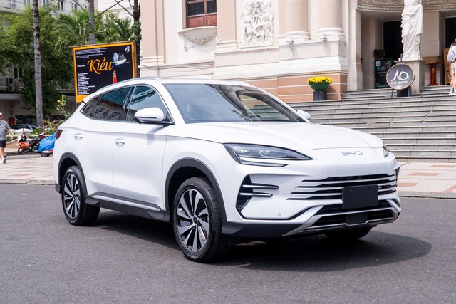Ngắm mẫu crossover mới "ăn xăng như ngửi" 1L/100 km vừa về Việt Nam: Đẹp và còn gì?- Ảnh 2. Ngắm mẫu crossover mới "ăn xăng như ngửi" 1L/100 km vừa về Việt Nam: Đẹp và còn gì?- Ảnh 2.
