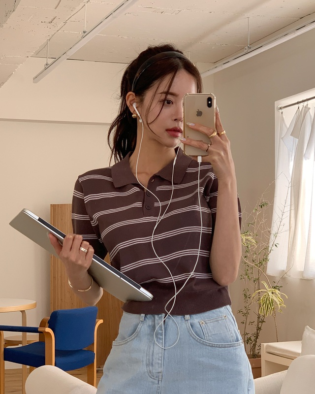 Vượt mặt áo thun, đây là mẫu áo "hot" nhất hiện tại với 10 cách mặc sang xịn xuất sắc- Ảnh 5. Vượt mặt áo thun, đây là mẫu áo "hot" nhất hiện tại với 10 cách mặc sang xịn xuất sắc- Ảnh 5.