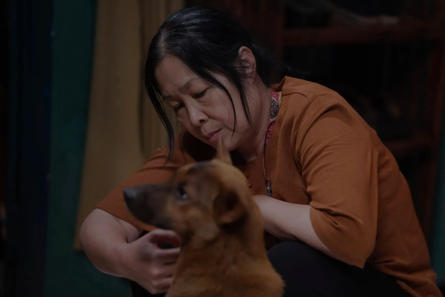NSND Hồng Vân: "Tôi muốn cáu với đạo diễn"- Ảnh 2. NSND Hồng Vân: "Tôi muốn cáu với đạo diễn"- Ảnh 2.