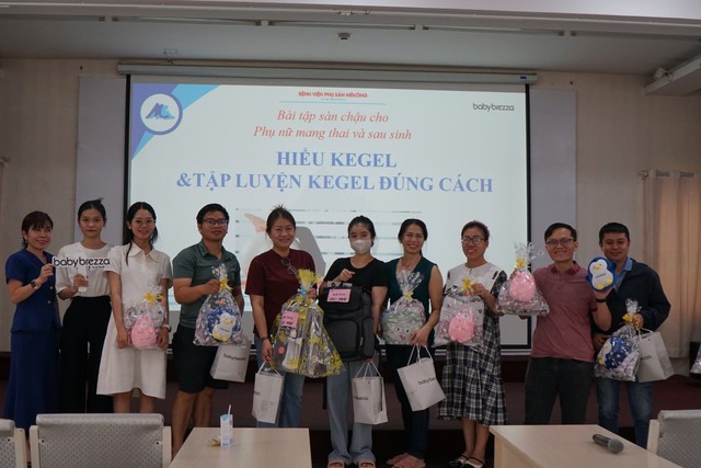 Lớp Tiền Sản tại MêKông: Hướng Dẫn Tập Cơ Sàn Chậu và Phòng Ngừa Trầm Cảm Sau Sinh- Ảnh 6. Lớp Tiền Sản tại MêKông: Hướng Dẫn Tập Cơ Sàn Chậu và Phòng Ngừa Trầm Cảm Sau Sinh- Ảnh 6.
