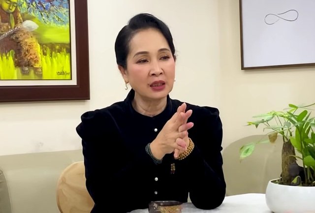 Nữ NSND nhắc thẳng con dâu: "Nói gì cũng phải để ý, không phải cứ bạ đâu nói đó"- Ảnh 1. Nữ NSND nhắc thẳng con dâu: "Nói gì cũng phải để ý, không phải cứ bạ đâu nói đó"- Ảnh 1.