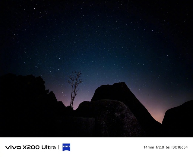 vivo X200 Ultra ra mắt: "Máy ảnh biết nghe gọi" với ống kính gắn rời, chip Snapdragon 8 Elite, giá từ 23 triệu đồng- Ảnh 5.
