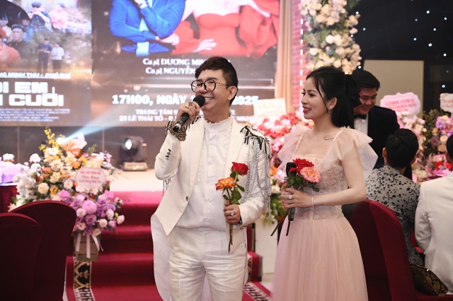 Ca sĩ Dương Minh Thu bị Nguyễn Phú Quí "nạt", hé lộ lý do không yêu, không kết hôn ở tuổi 43- Ảnh 8. Ca sĩ Dương Minh Thu bị Nguyễn Phú Quí "nạt", hé lộ lý do không yêu, không kết hôn ở tuổi 43- Ảnh 8.