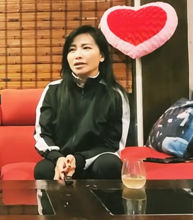 "Tôi không nói việc có người xúi anh Đàm Vĩnh Hưng nhảy lên đài phun nước"- Ảnh 1. "Tôi không nói việc có người xúi anh Đàm Vĩnh Hưng nhảy lên đài phun nước"- Ảnh 1.