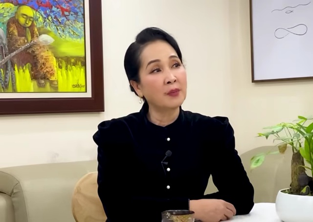 Nữ NSND cả nước biết nói thẳng: Ly hôn thì phải trả lại hết tiền mừng, quà cáp- Ảnh 1. Nữ NSND cả nước biết nói thẳng: Ly hôn thì phải trả lại hết tiền mừng, quà cáp- Ảnh 1.