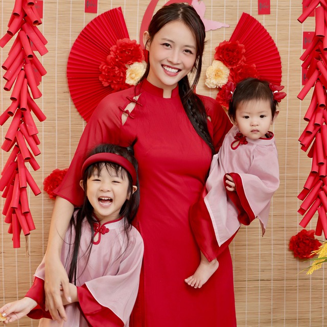 Đưa con bị sốt nhập viện gấp, sao nữ Vbiz xúc động trước việc làm này của lực lượng cảnh sát - Ảnh 2.