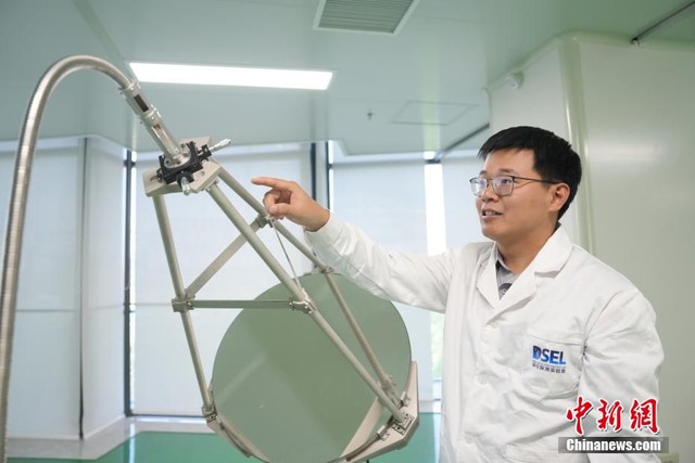 Trung Quốc bắt đầu đóng gạch từ đất Mặt Trăng, sẵn sàng cho kế hoạch xây dựng căn cứ vào năm 2028- Ảnh 3. Trung Quốc bắt đầu đóng gạch từ đất Mặt Trăng, sẵn sàng cho kế hoạch xây dựng căn cứ vào năm 2028- Ảnh 3.
