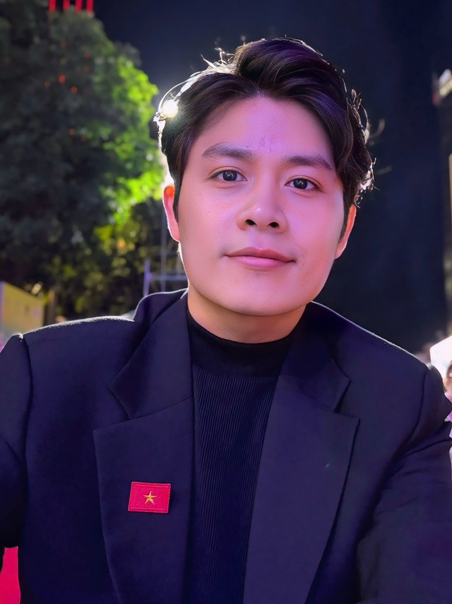 Bản nhạc hot nhất dạo này: Sôi sục tinh thần yêu nước, đạt 1,5 tỷ views và hàng trăm nghìn bạn trẻ lan tỏa "hoà bình đẹp lắm"!- Ảnh 3. Bản nhạc hot nhất dạo này: Sôi sục tinh thần yêu nước, đạt 1,5 tỷ views và hàng trăm nghìn bạn trẻ lan tỏa "hoà bình đẹp lắm"!- Ảnh 3.