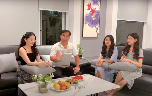 Cuộc sống của nam NSƯT là Phó Chủ tịch Hội Điện ảnh Việt Nam trong biệt thự 21 tỷ ở quận 7, TP.HCM- Ảnh 2. Cuộc sống của nam NSƯT là Phó Chủ tịch Hội Điện ảnh Việt Nam trong biệt thự 21 tỷ ở quận 7, TP.HCM- Ảnh 2.