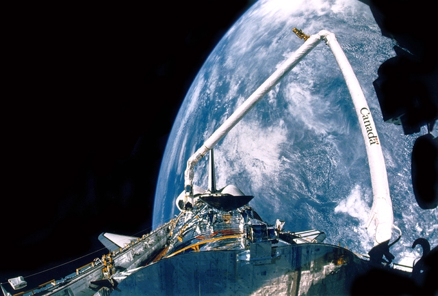 Đã 35 năm kể từ khi mắt thần Hubble 'khai nhãn' và mở ra một cuộc cách mạng về thiên văn học- Ảnh 3.