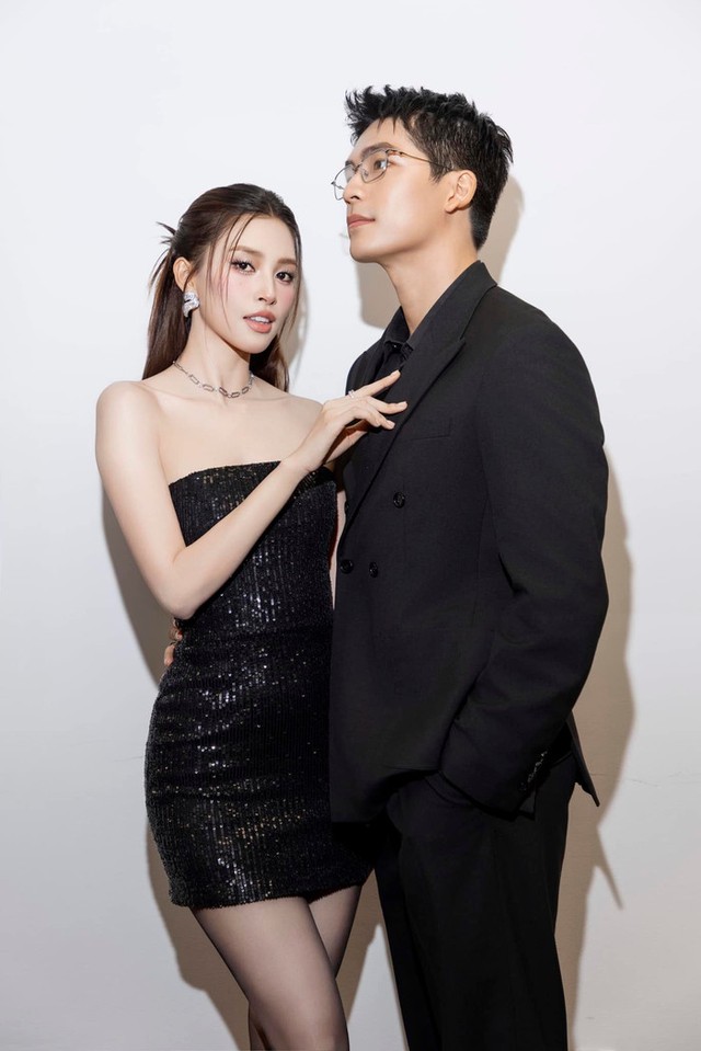 Cặp sao Vbiz dính nghi vấn chiêu trò "đẩy thuyền" để PR, bị soi thái độ lạ khi đụng mặt trên thảm đỏ- Ảnh 3. Cặp sao Vbiz dính nghi vấn chiêu trò "đẩy thuyền" để PR, bị soi thái độ lạ khi đụng mặt trên thảm đỏ- Ảnh 3.