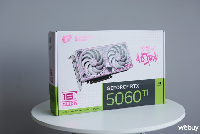 Mở hộp Colorful iGame GeForce RTX 5060 Ti Ultra W DUO OC 16GB-V: Giữ nguyên phong cách hip-hop giống bản 5080 với mức giá nhẹ nhàng hơn- Ảnh 1. Mở hộp Colorful iGame GeForce RTX 5060 Ti Ultra W DUO OC 16GB-V: Giữ nguyên phong cách hip-hop giống bản 5080 với mức giá nhẹ nhàng hơn- Ảnh 1.
