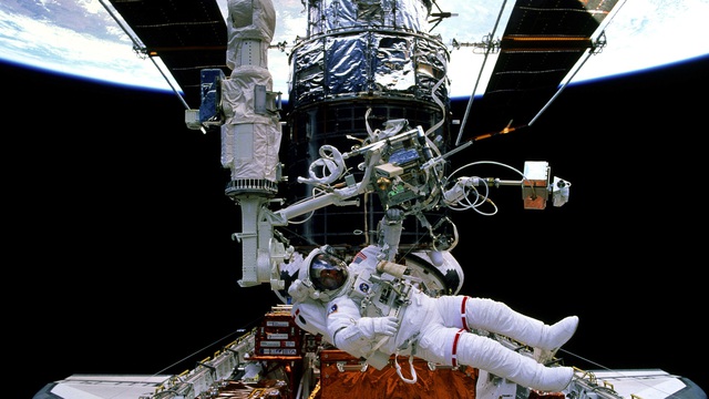 Đã 35 năm kể từ khi mắt thần Hubble 'khai nhãn' và mở ra một cuộc cách mạng về thiên văn học- Ảnh 5.