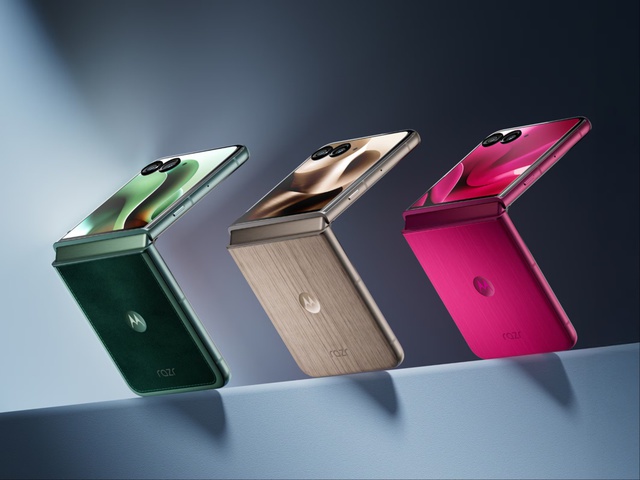 Đối thủ lớn nhất của Galaxy Z Flip7 ra mắt: Chip Snapdragon 8 Elite, RAM 16GB, tích hợp AI, có cả phiên bản lưng gỗ và Alcantara- Ảnh 2. Đối thủ lớn nhất của Galaxy Z Flip7 ra mắt: Chip Snapdragon 8 Elite, RAM 16GB, tích hợp AI, có cả phiên bản lưng gỗ và Alcantara- Ảnh 2.