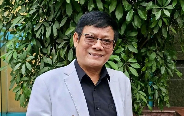 Nam nghệ sĩ Việt đầu tiên đi diễn ở Mỹ: "Tôi đủ huy chương nhưng không dám xin lên nghệ sĩ ưu tú"- Ảnh 1. Nam nghệ sĩ Việt đầu tiên đi diễn ở Mỹ: "Tôi đủ huy chương nhưng không dám xin lên nghệ sĩ ưu tú"- Ảnh 1.