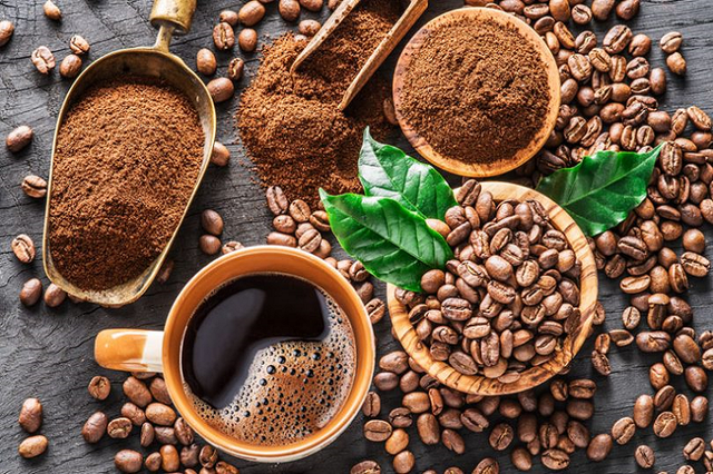 Nếu đang uống nhiều hơn 1 cốc cà phê mỗi ngày, bạn nhất định phải biết điều này: 3 RỦI RO sức khoẻ mà caffein đang âm thầm tạo ra- Ảnh 2. Nếu đang uống nhiều hơn 1 cốc cà phê mỗi ngày, bạn nhất định phải biết điều này: 3 RỦI RO sức khoẻ mà caffein đang âm thầm tạo ra- Ảnh 2.