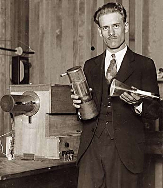 Philo Farnsworth: Nhân vật bí ẩn đã âm thầm thay đổi thế giới chỉ với một luồng ánh sáng điện tử- Ảnh 2. Philo Farnsworth: Nhân vật bí ẩn đã âm thầm thay đổi thế giới chỉ với một luồng ánh sáng điện tử- Ảnh 2.
