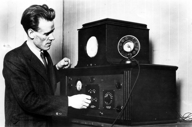 Philo Farnsworth: Nhân vật bí ẩn đã âm thầm thay đổi thế giới chỉ với một luồng ánh sáng điện tử- Ảnh 1. Philo Farnsworth: Nhân vật bí ẩn đã âm thầm thay đổi thế giới chỉ với một luồng ánh sáng điện tử- Ảnh 1.