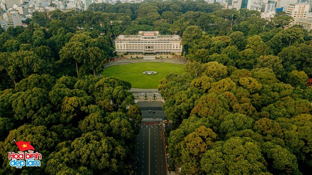 Chùm ảnh: Khi TP.HCM dịu dàng trong hoàng hôn tháng Tư và những khoảnh khắc thật đẹp của hòa bình!- Ảnh 4.