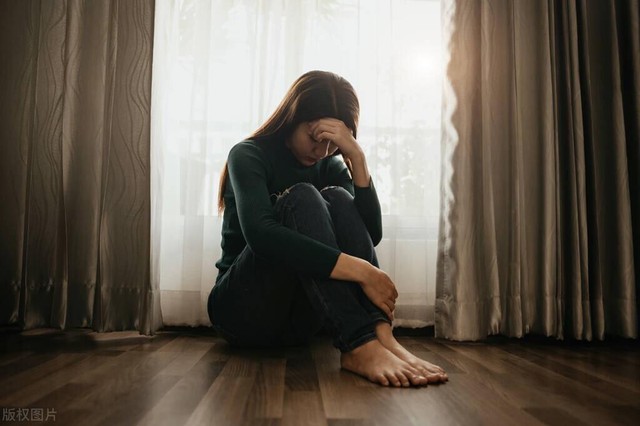 Nh&igrave;n h&agrave;nh động của anh chồng với chị d&acirc;u, t&ocirc;i kh&ocirc;ng ngăn được nước mắt, bật kh&oacute;c v&igrave; tủi hờn- Ảnh 1.