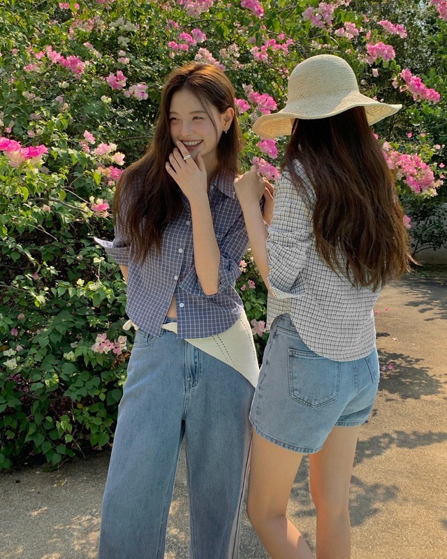 Người sành điệu sẽ phối trang phục họa tiết như thế này để đẹp xuất sắc- Ảnh 4. Người sành điệu sẽ phối trang phục họa tiết như thế này để đẹp xuất sắc- Ảnh 4.