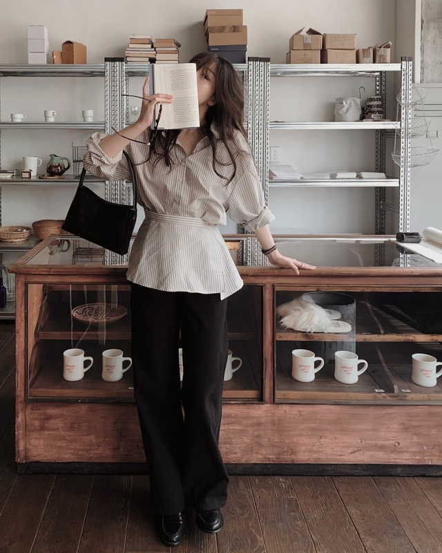 Người sành điệu sẽ phối trang phục họa tiết như thế này để đẹp xuất sắc- Ảnh 8. Người sành điệu sẽ phối trang phục họa tiết như thế này để đẹp xuất sắc- Ảnh 8.