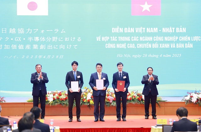 FPT ký thỏa thuận hợp tác với loạt tập đoàn Nhật Bản, ông Trương Gia Bình đề xuất khai thác nguồn nhân lực Việt qua cơ chế liên Chính phủ- Ảnh 3.