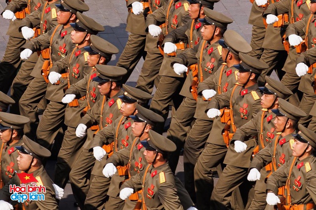“Khối cấm phá giá” tập diễu hành rèn luyện sức khỏe được cả MXH hưởng ứng: Đánh tay cỡ này ai mặc cả nổi!- Ảnh 4. “Khối cấm phá giá” tập diễu hành rèn luyện sức khỏe được cả MXH hưởng ứng: Đánh tay cỡ này ai mặc cả nổi!- Ảnh 4.