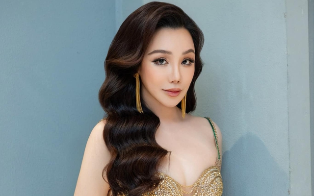 Nữ ca sĩ Việt là thủ khoa trường quân đội, trả lời cực thông minh khi bị đồn là đại gia - Ảnh 2. Nữ ca sĩ Việt là thủ khoa trường quân đội, trả lời cực thông minh khi bị đồn là đại gia - Ảnh 2.