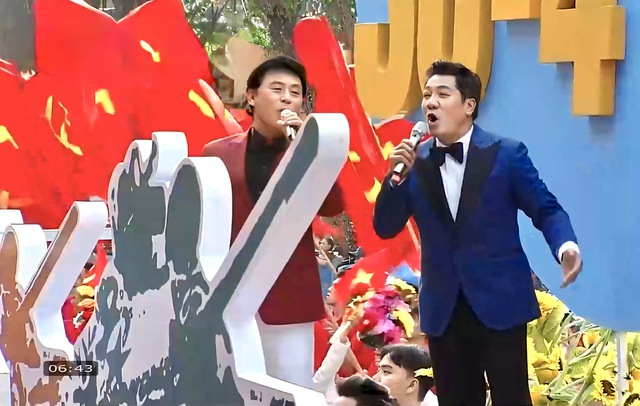 NSND Quốc Hưng xúc động khi được hát mở màn tại Đại lễ 30/4, trước hàng vạn quân dân- Ảnh 3.