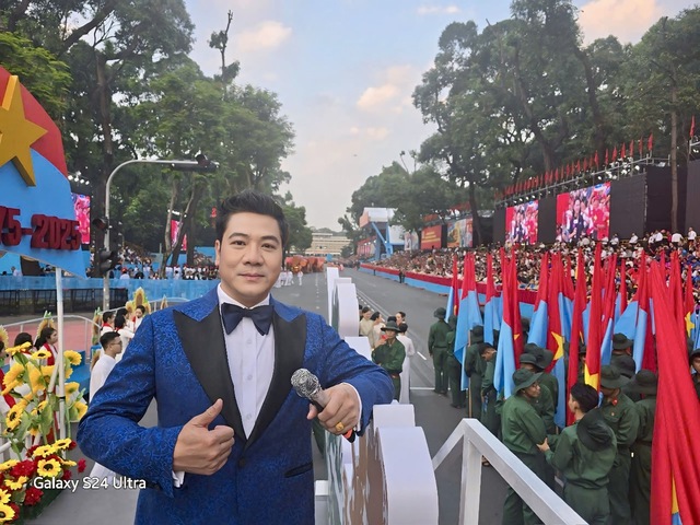 NSND Quốc Hưng xúc động khi được hát mở màn tại Đại lễ 30/4, trước hàng vạn quân dân- Ảnh 6.