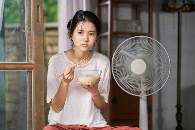 0h đêm, con dâu gửi cho bố chồng 1 tin nhắn cùng ảnh chụp màn hình thông báo bi kịch - Ảnh 2.