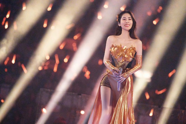 Nữ hoàng nhạc phim bị “phong sát ngầm” vì có con với nam thần Cbiz, vượt lên nghịch cảnh khôi phục danh tiếng nhờ Triệu Lệ Dĩnh? - Ảnh 2. Nữ hoàng nhạc phim bị “phong sát ngầm” vì có con với nam thần Cbiz, vượt lên nghịch cảnh khôi phục danh tiếng nhờ Triệu Lệ Dĩnh? - Ảnh 2.
