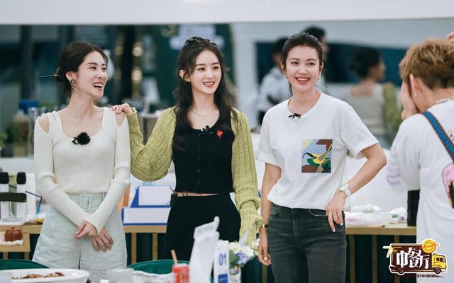 Nữ hoàng nhạc phim bị “phong sát ngầm” vì có con với nam thần Cbiz, vượt lên nghịch cảnh khôi phục danh tiếng nhờ Triệu Lệ Dĩnh? - Ảnh 9. Nữ hoàng nhạc phim bị “phong sát ngầm” vì có con với nam thần Cbiz, vượt lên nghịch cảnh khôi phục danh tiếng nhờ Triệu Lệ Dĩnh? - Ảnh 9.