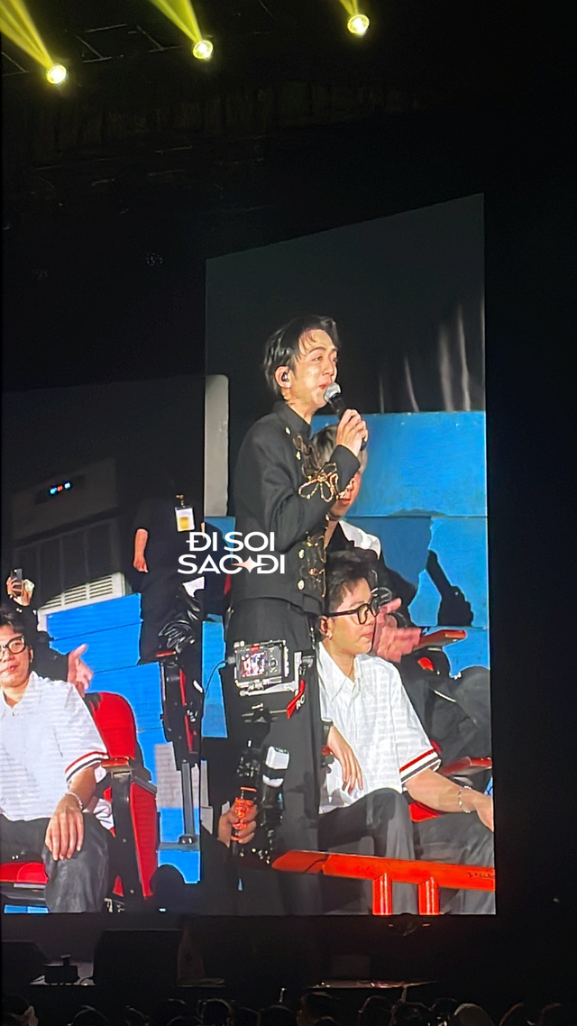 SOOBIN từng ước có bạn gái không dùng TikTok, đu trend “cà hẩy” lẫn “boy phố” khiến fan si mê không rời mắt- Ảnh 6. SOOBIN từng ước có bạn gái không dùng TikTok, đu trend “cà hẩy” lẫn “boy phố” khiến fan si mê không rời mắt- Ảnh 6.