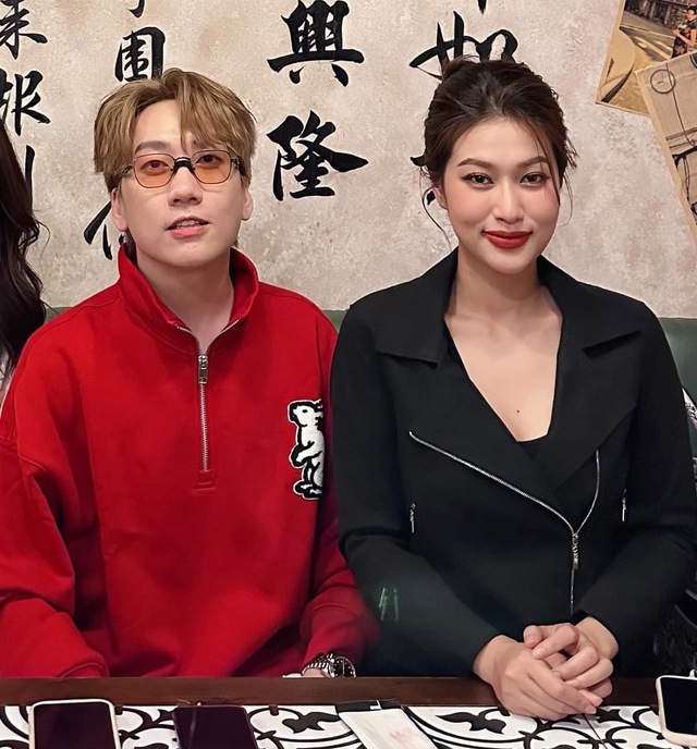 Đôi Vbiz được "Dispatch" Trường Giang tác hợp: Cho mượn biệt thự làm nơi hẹn hò, lên livestream tung hint nhưng cái kết ngỡ ngàng- Ảnh 8. Đôi Vbiz được "Dispatch" Trường Giang tác hợp: Cho mượn biệt thự làm nơi hẹn hò, lên livestream tung hint nhưng cái kết ngỡ ngàng- Ảnh 8.