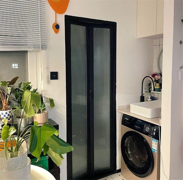 Giá nhà tăng vượt mặt, cô gái vay nợ mua căn hộ 24m2, nói một câu khiến nhiều người bật khóc: "Tôi muốn có chốn đi về!"- Ảnh 8. Giá nhà tăng vượt mặt, cô gái vay nợ mua căn hộ 24m2, nói một câu khiến nhiều người bật khóc: "Tôi muốn có chốn đi về!"- Ảnh 8.
