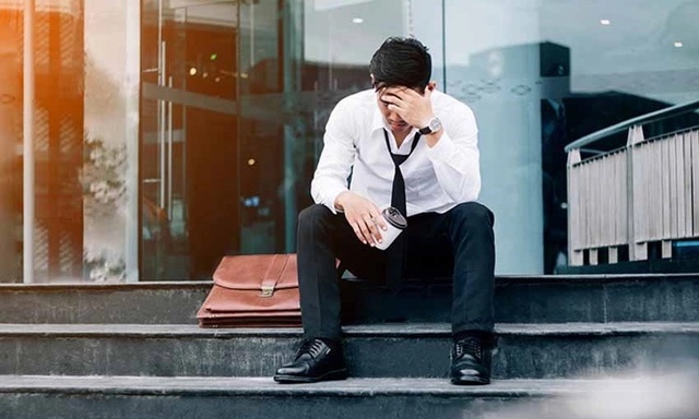 Cầm bằng Thạc sĩ trong tay nhưng vẫn bị đánh giá là “kém cạnh tranh” trên thị trường lao động, tìm việc khắp nơi, nghe DeepSeek phân tích tôi “vỡ lẽ”: Phí thời gian vô ích- Ảnh 3. Cầm bằng Thạc sĩ trong tay nhưng vẫn bị đánh giá là “kém cạnh tranh” trên thị trường lao động, tìm việc khắp nơi, nghe DeepSeek phân tích tôi “vỡ lẽ”: Phí thời gian vô ích- Ảnh 3.