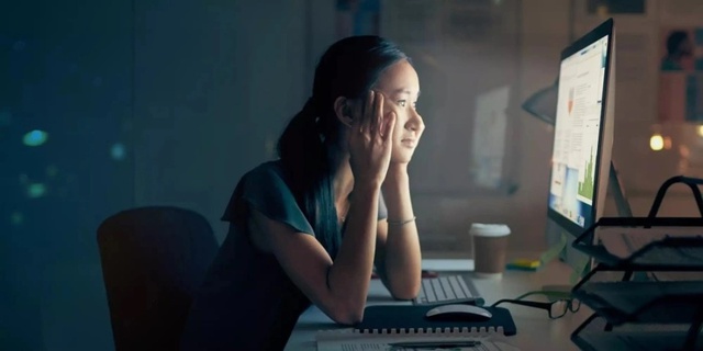 Một “đại dịch thị giác” thầm lặng không loại trừ một ai: Hãy tự bảo vệ mình trước thời đại công nghệ để không trở thành một nô lệ vô tri!- Ảnh 3. Một “đại dịch thị giác” thầm lặng không loại trừ một ai: Hãy tự bảo vệ mình trước thời đại công nghệ để không trở thành một nô lệ vô tri!- Ảnh 3.