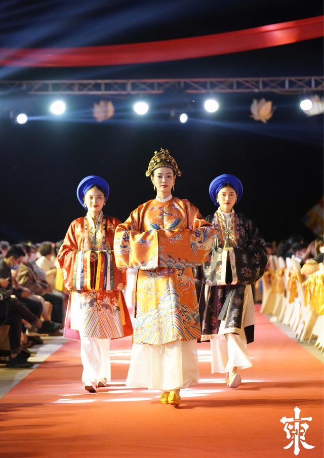 Nón lá - Vietnam Festival 2025: Hành trình trải nghiệm nghệ thuật trên di sản- Ảnh 2. Nón lá - Vietnam Festival 2025: Hành trình trải nghiệm nghệ thuật trên di sản- Ảnh 2.