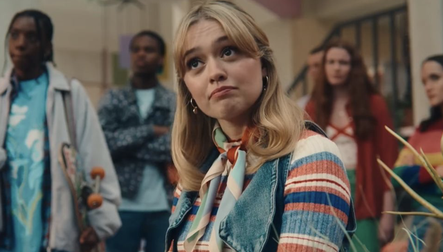 Xem 'Sex Education', tôi vội vàng dạy con gái nhiều BÀI HỌC ĐẮT GIÁ - Đây không phải việc 'vẽ đường cho hươu chạy' như mọi người vẫn nghĩ!- Ảnh 1.