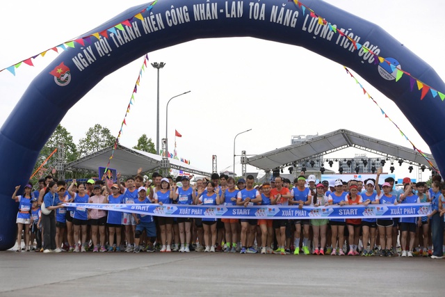 Sôi động Ngày hội “Thanh niên công nhân – Lan tỏa năng lượng tích cực” - Ảnh 2. Sôi động Ngày hội “Thanh niên công nhân – Lan tỏa năng lượng tích cực” - Ảnh 2.